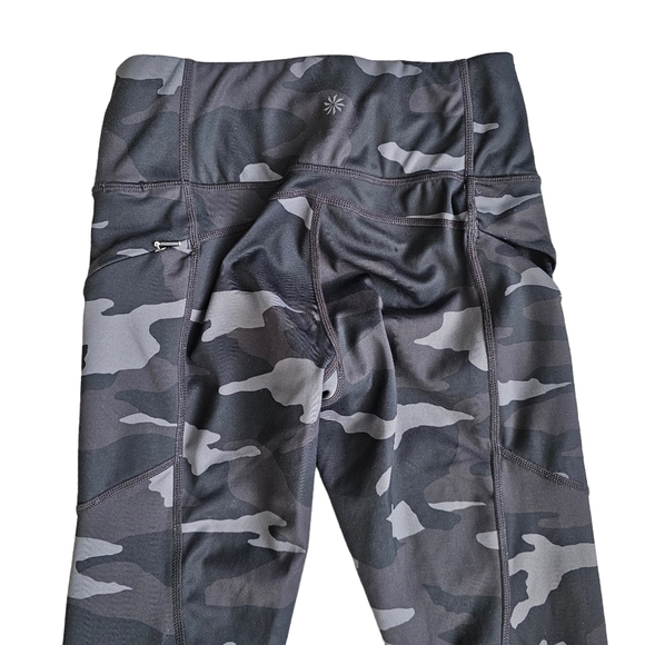 ATHLETA Black Camo Leggings - Size XXS (US 00) - Picture 4 of 10